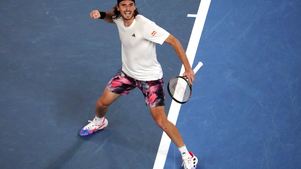 Australian Open: Tsitsipas ‘feeling great’ after reaching semis